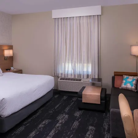 Towneplace Suites By Marriott Saskatoon Extérieur photo